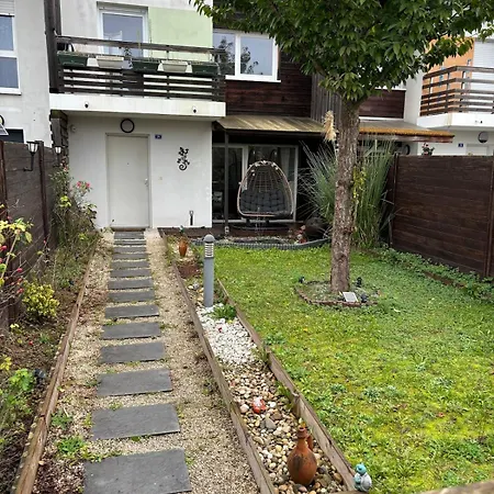 Maison Familiale 7 Personnes Jardins & Bbq Tram Centre Holiday home Strasbourg